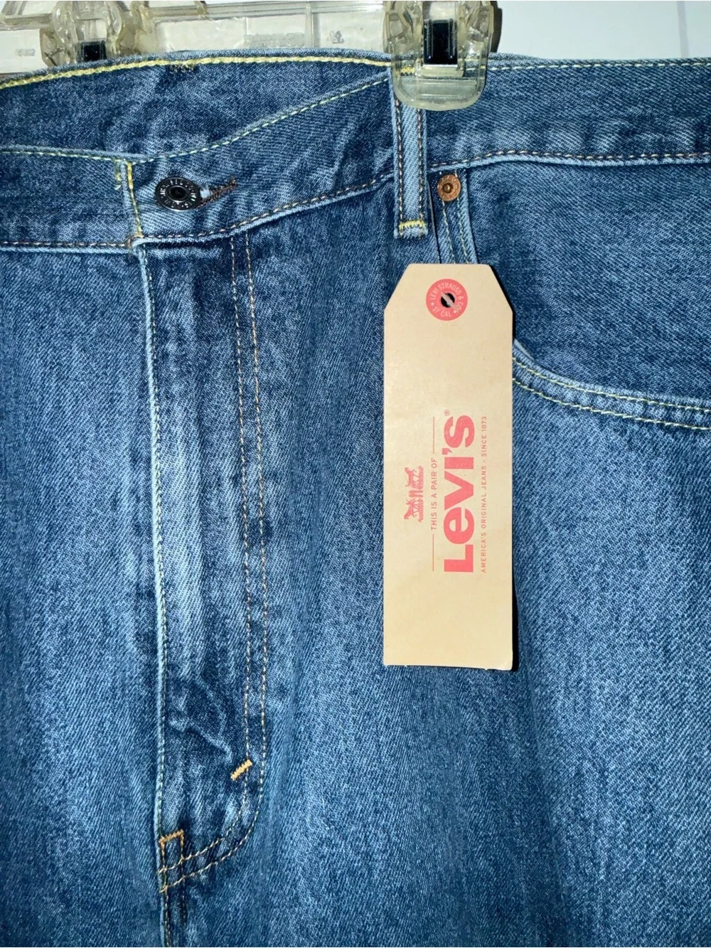 Levi's Straight-Leg Dark Blue Denim Jeans 550 Relaxed